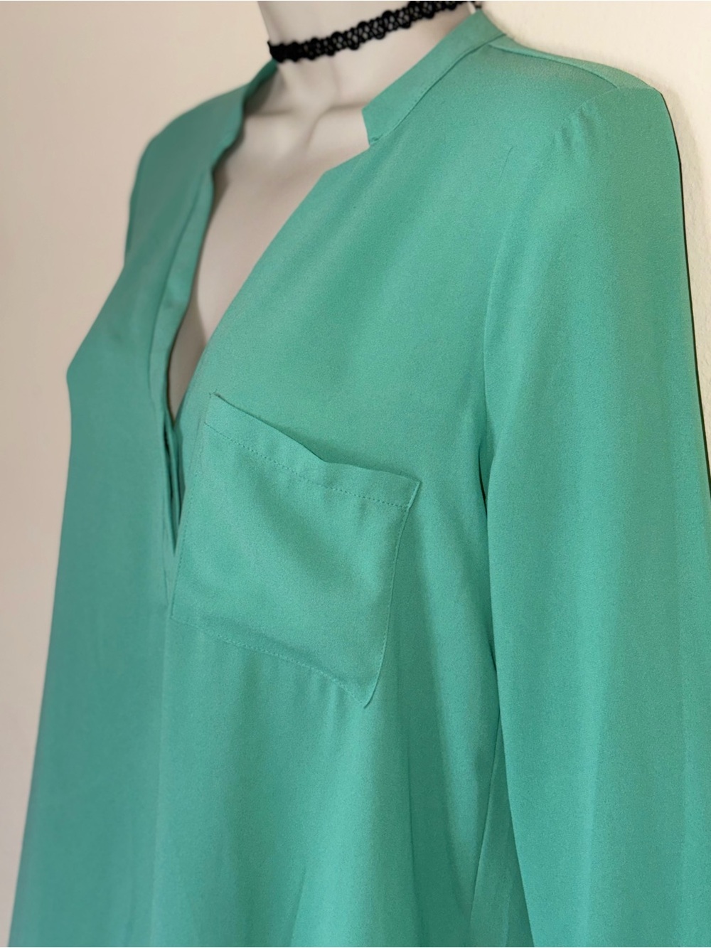 Women's Mint Green V-Neck Long Sleeve Blouse - Picture 7 of 16